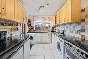 Kitchen- click for photo gallery